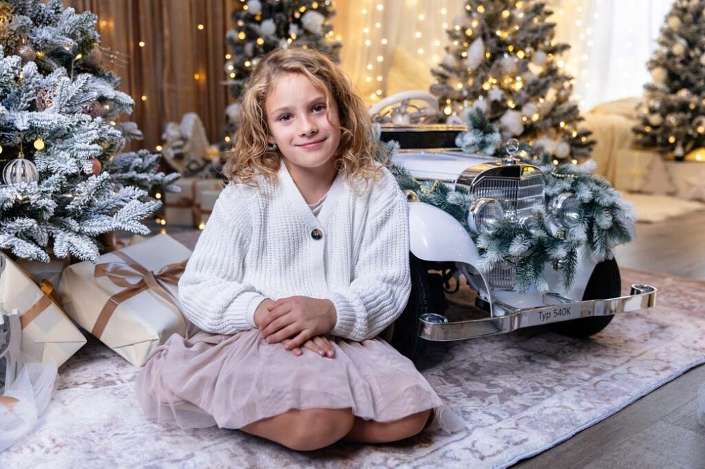 Dívka na vánočním focení v Brně v Ateliéru Půda