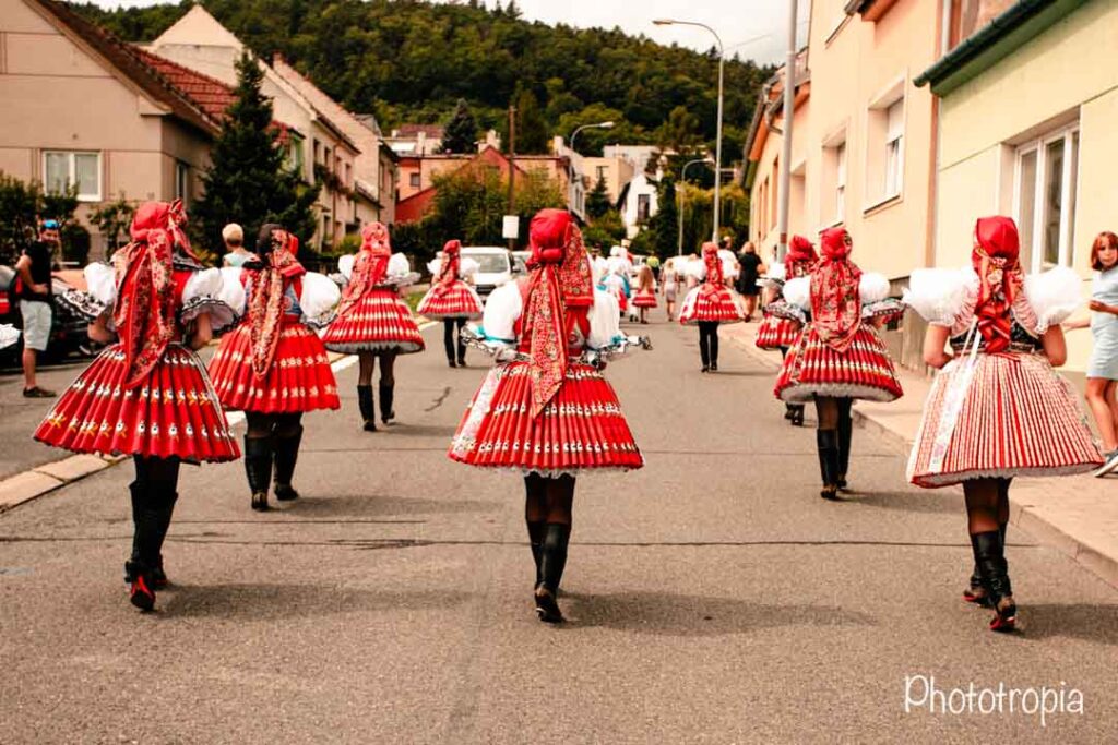 Focení hodů Brno -Jundrov, průvod